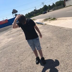 Meet your Posher, Hunter